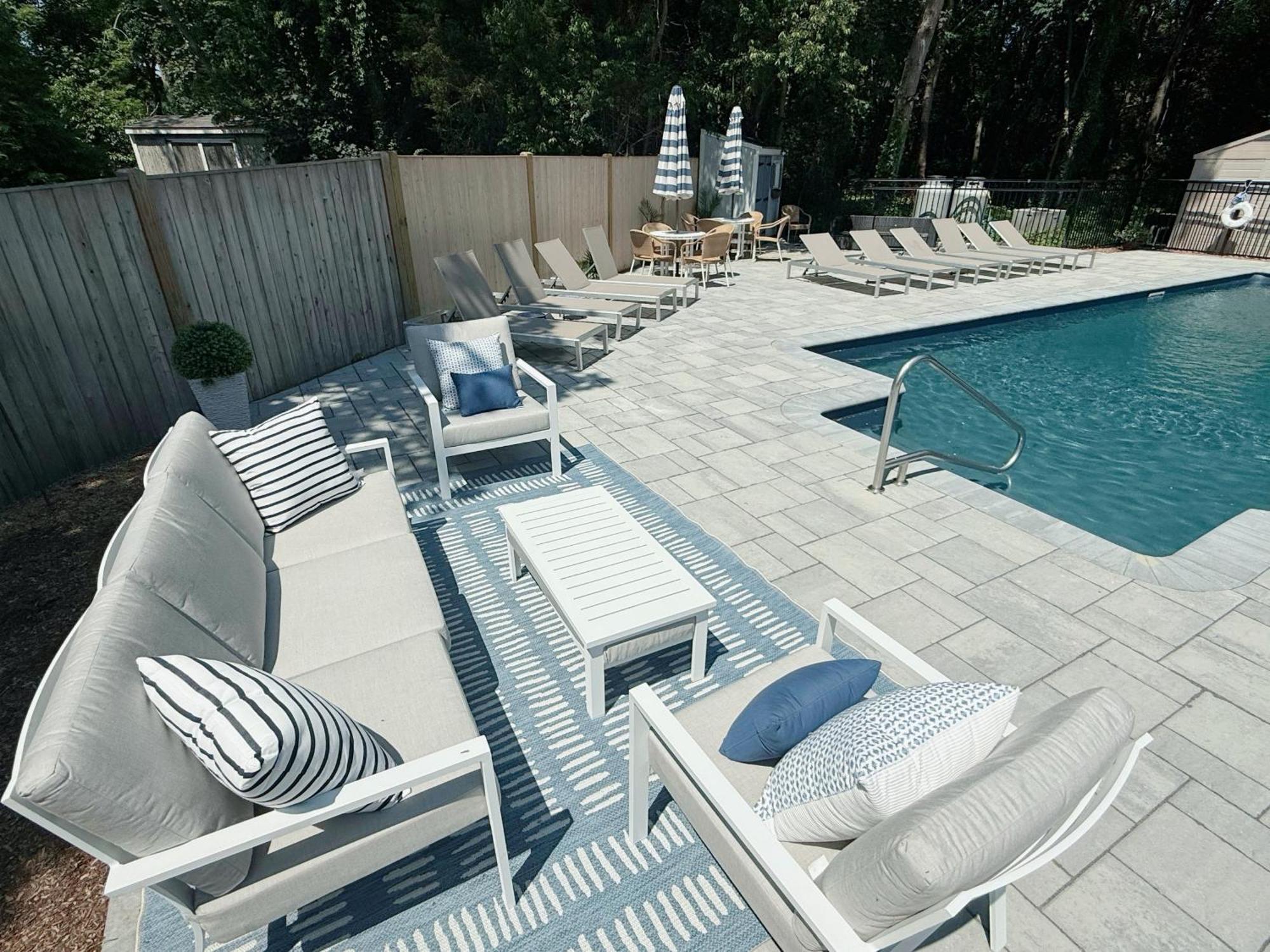 Inn The Seagrove & Guest